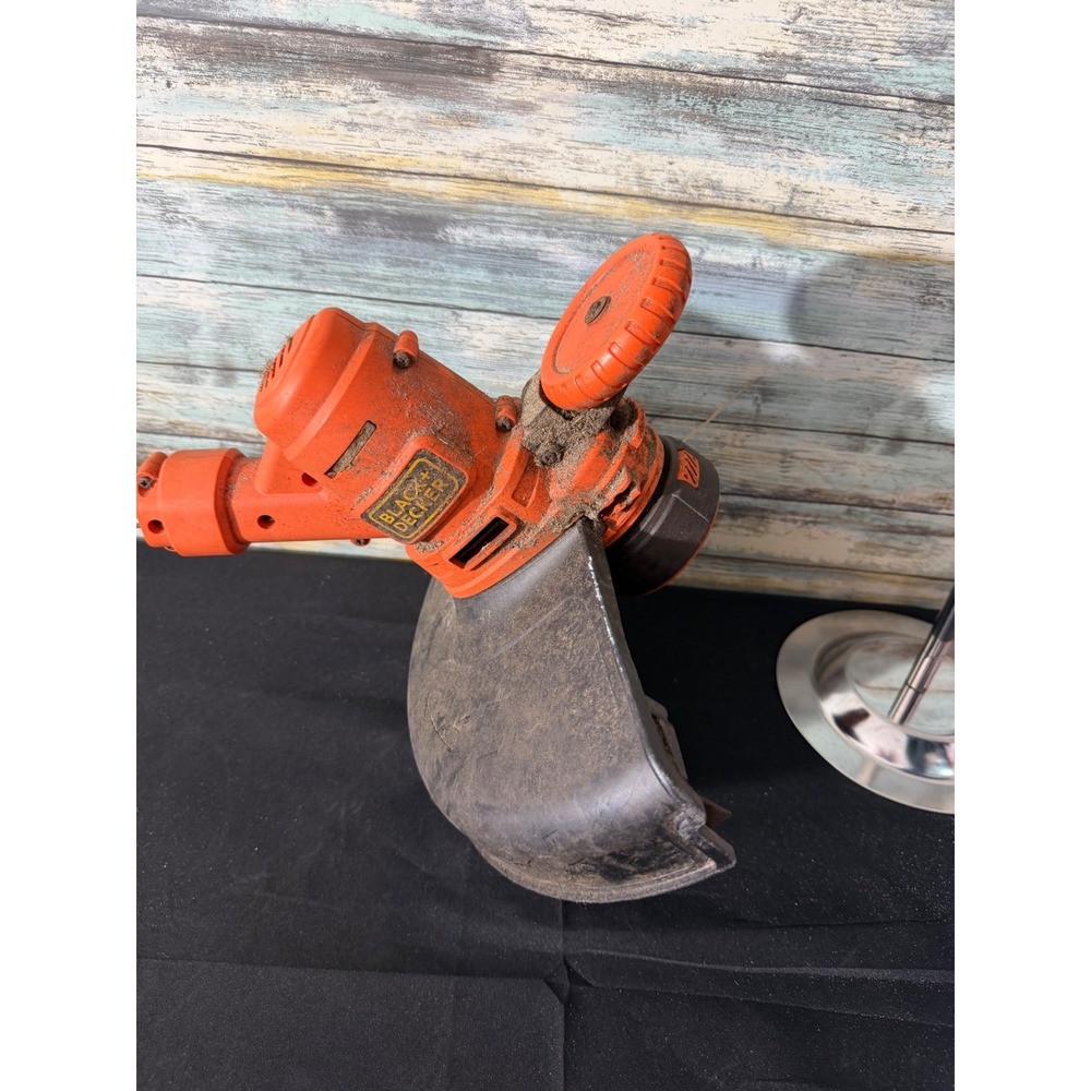 Black & Decker GH900 String Trimmer 14" Orange Good 6.5A Corded Electric Edger - Picture 2 of 7
